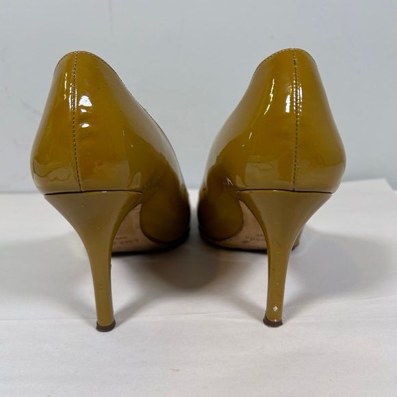 Kate Spade Patent Leather Round‎ Toe Pump Heels Womens 6.5 Tan - Picture 3 of 12